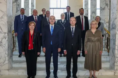TBMM Başkanı Kurtulmuş, NATO ve bölgesel barış mesajları verdi