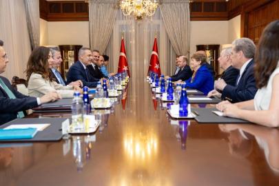 Bakan Fidan, Ankara'da ABD'li senatörleri kabul etti