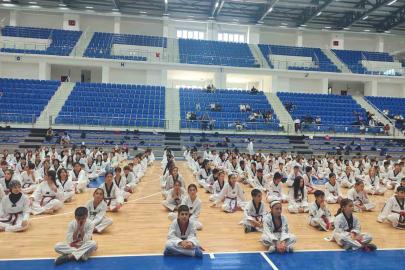 Malatya’da 476 sporcu siyah kuşak için ter döktü
