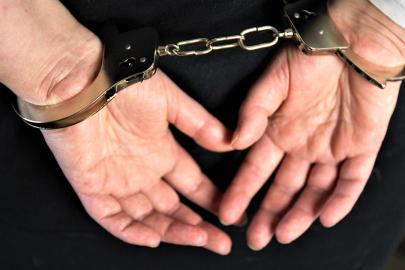 Ünlülere uyuşturucu soruşturması: 25 gözaltı kararı
