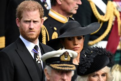 6 yıl sonra eve dönüyorlar. Harry ve Meghan'ın “Amerikan rüyası” kötü bitti