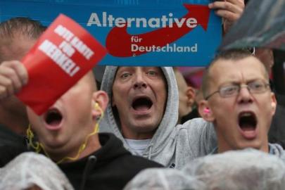 AfD, Almanya'nın doğu eyaletlerinde seçime önde giriyor. Ekonomistler ise endişeli