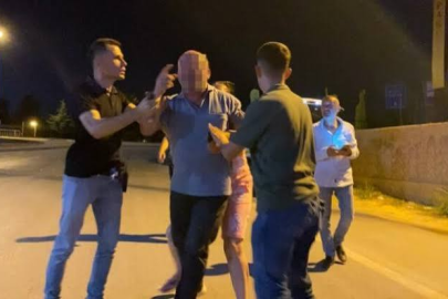 Alkollü sürücüden skandal hareket: Mermer fırlattı