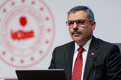 Bakan Çiftçi: Tribünlerde holiganizme asla geçit vermeyeceğiz
