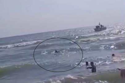 Denizde can pazarı: Dalgalara kapılan 2 kişi kurtarıldı, 14 yaşındaki çocuk boğuldu