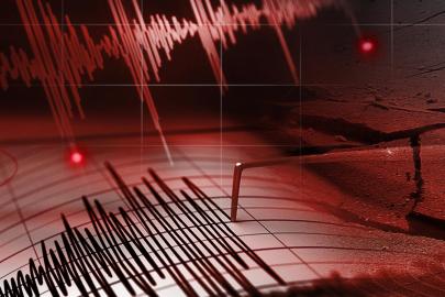 Endonezya'da 6,1 büyüklüğünde deprem