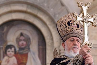 Ermenistan'da kilise ile hükümet arasındaki kavga mahkemeye taşındı