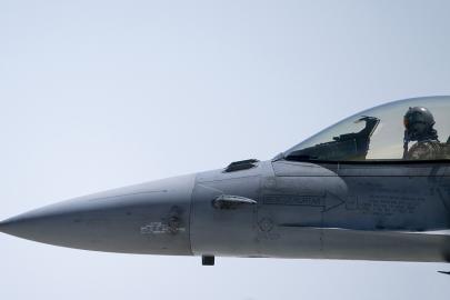 NATO hava sahasında İHA alarmı. Türk jetleri havalandı