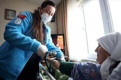 Sağlık Bakanlığı 1,3 milyon hastaya evde sağlık hizmeti sundu