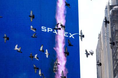 SpaceX rekor zarar açıklayacak. Hisseleri yarı yarıya eridi