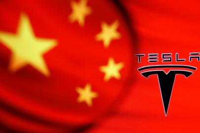 Tesla ve Çinli üreticiler milyonlarca aracı geri çağırıyor