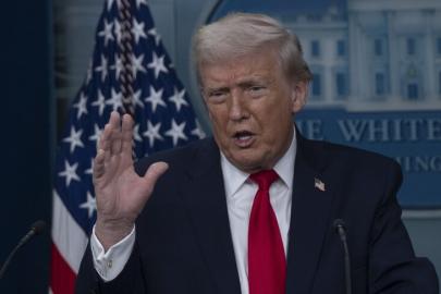 Trump: Hürmüz Boğazı'ndaki tüm mayınlar etkisiz hale getirildi