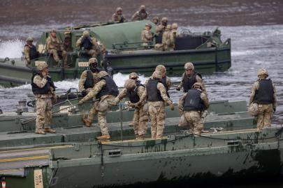 Trump'tan Pentagon'a Güney Kore ile tatbikatları azaltma talimatı